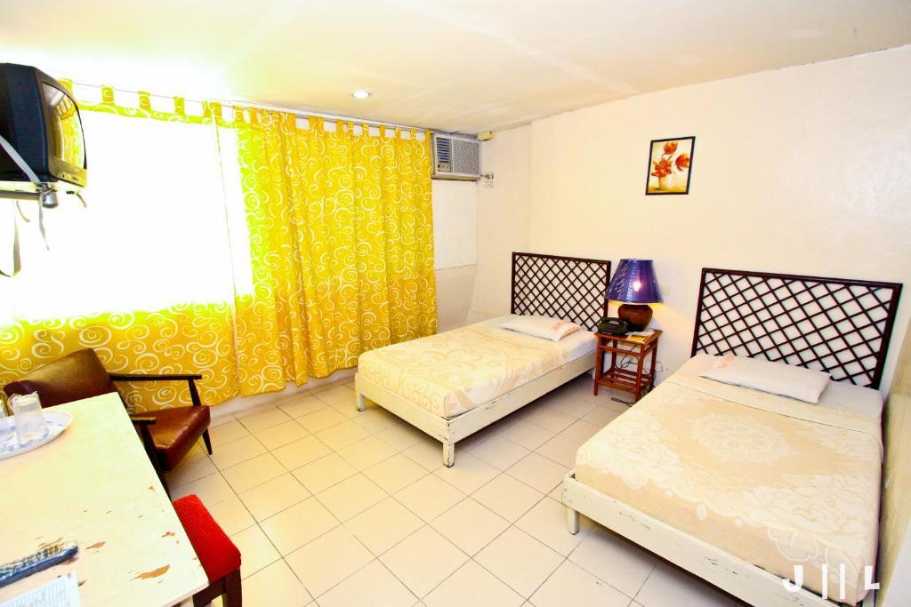 Bohol La Roca Hotel Totolan Zimmer foto